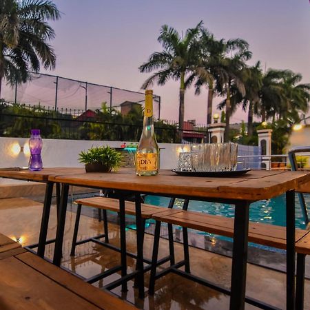 Eko Stay- Paramount Villa Lonavala Bagian luar foto